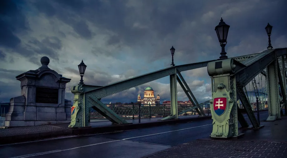 Ostrihomo vaizdas iš Slovakijos