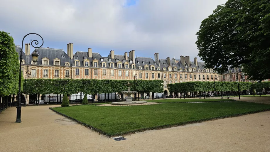 Place des Vosges