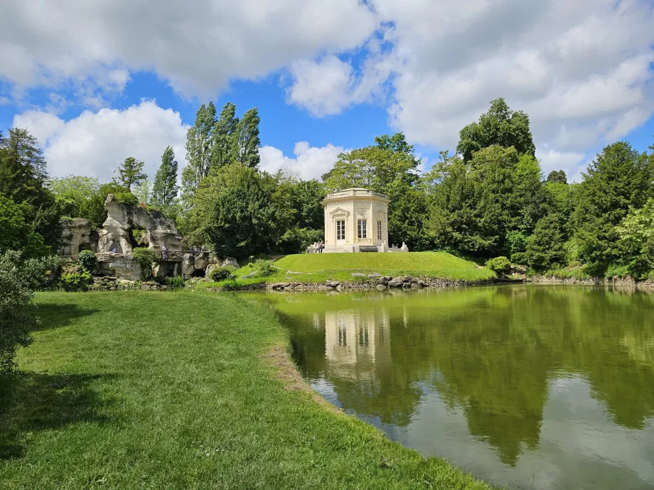 Petit Trianon sodai