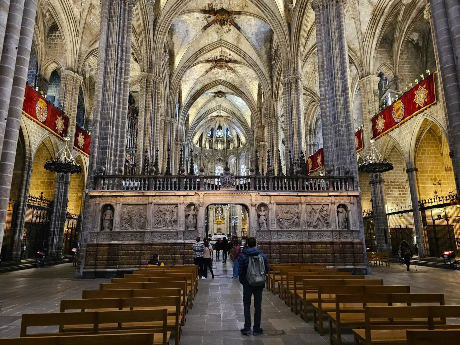 Barselonos katedra, interjeras