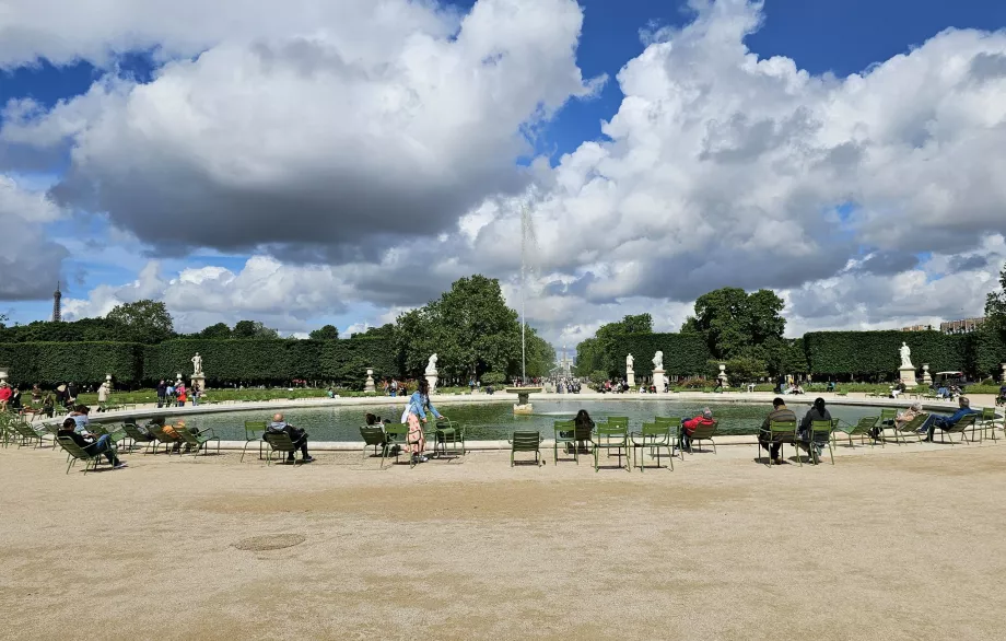 Tuileries sodai