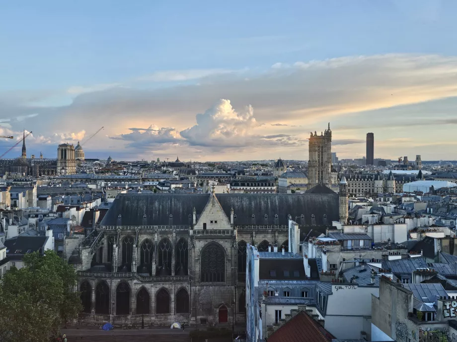 Notre-Dame vaizdas iš Pompidu centro