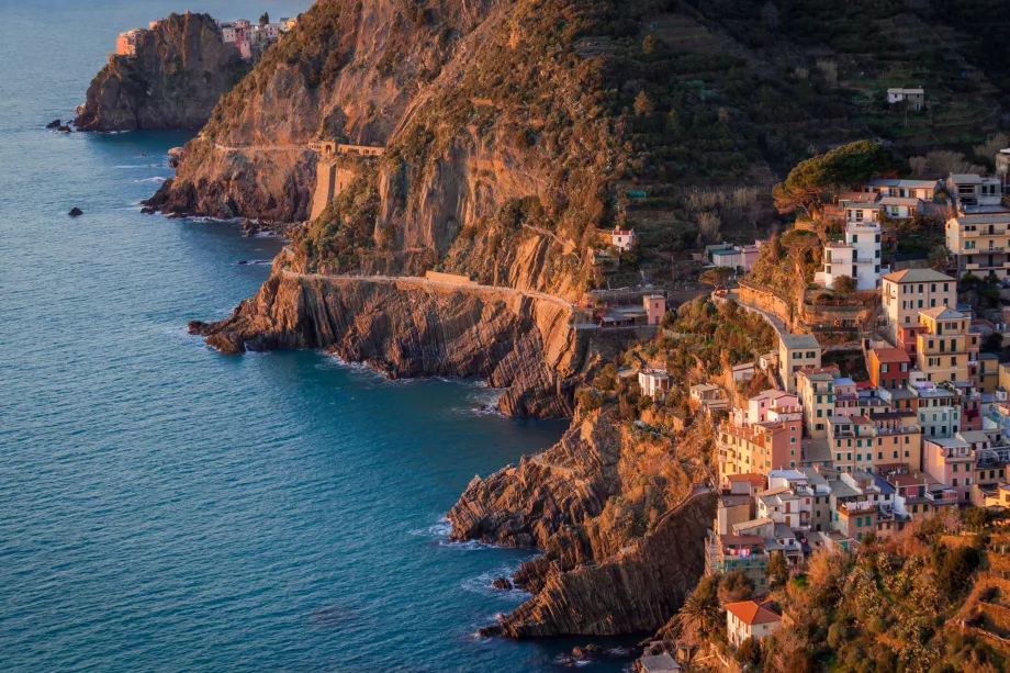 Cinque Terre takas