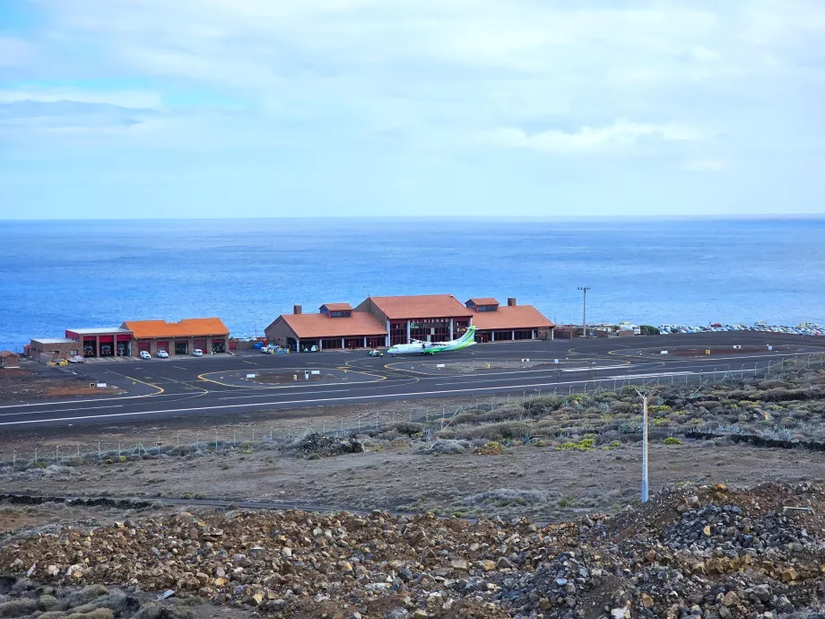 Atvykimas per oro uostą El Hierro