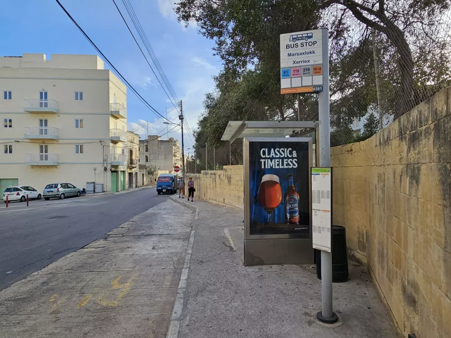 Autobusų stotelė Maltoje