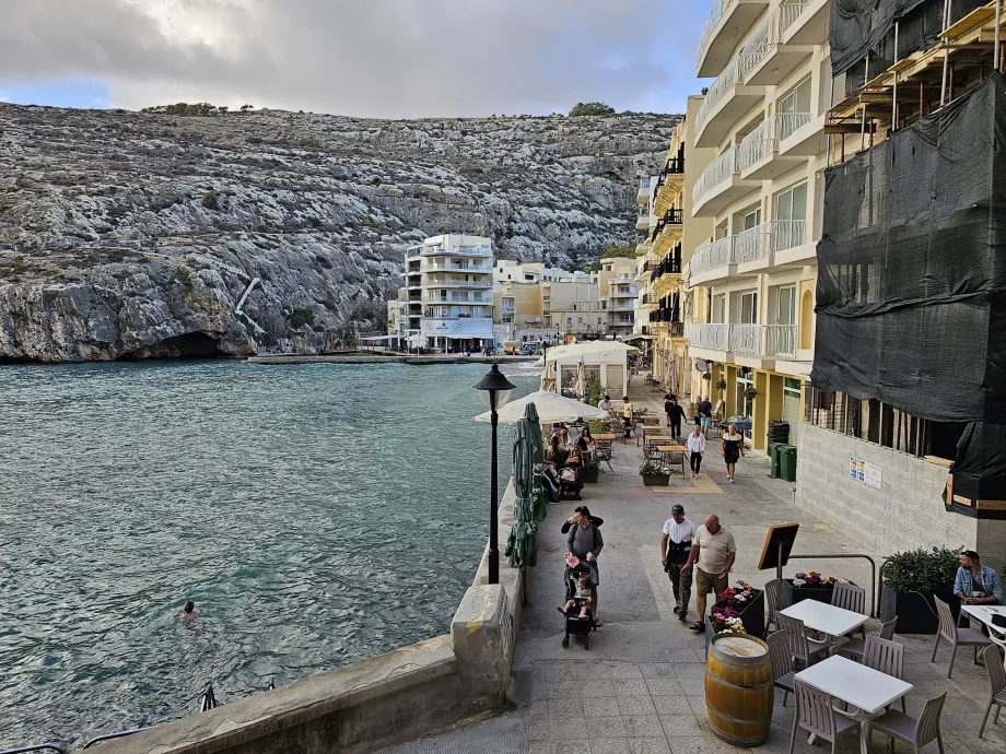 Xlendi promenada