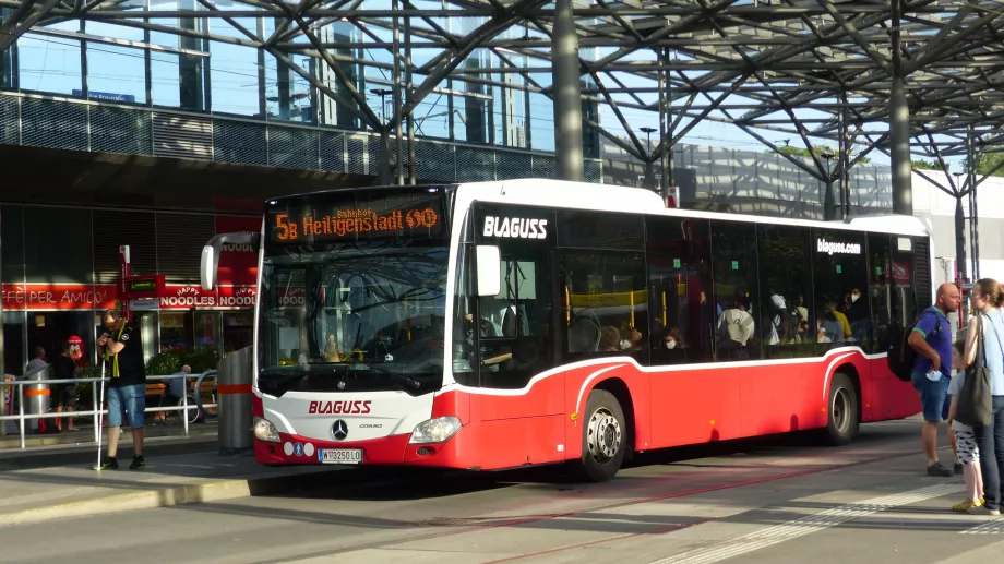 Autobusas Vienoje