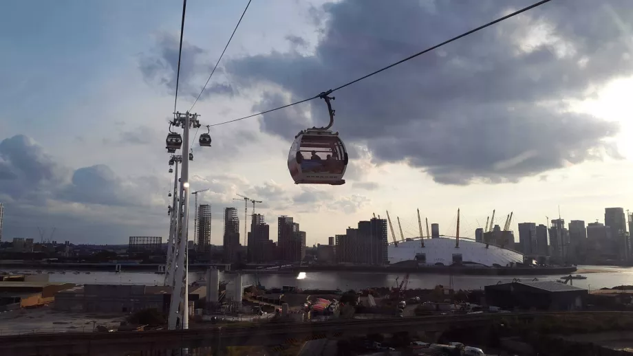 "Emirates Air Line