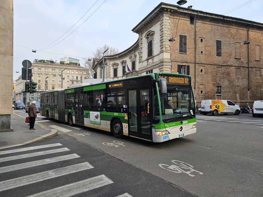 Miesto autobusas